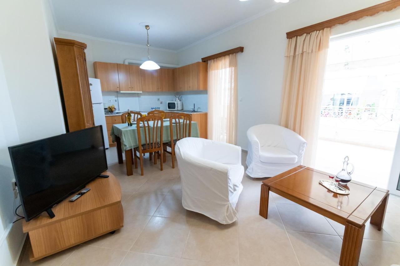 Ikaros Apartment Preveza Exterior photo